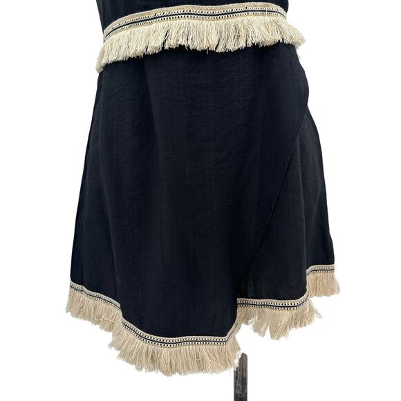Selfie Leslie Bermuda Bandeau Tassel Trim Romper Black Size‎ US Large - Picture 4 of 13
